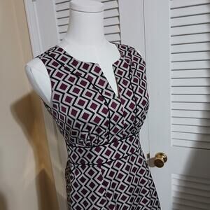 Banana Republic 0 sleeveless fully lined side zip V neck geometric A-line dress